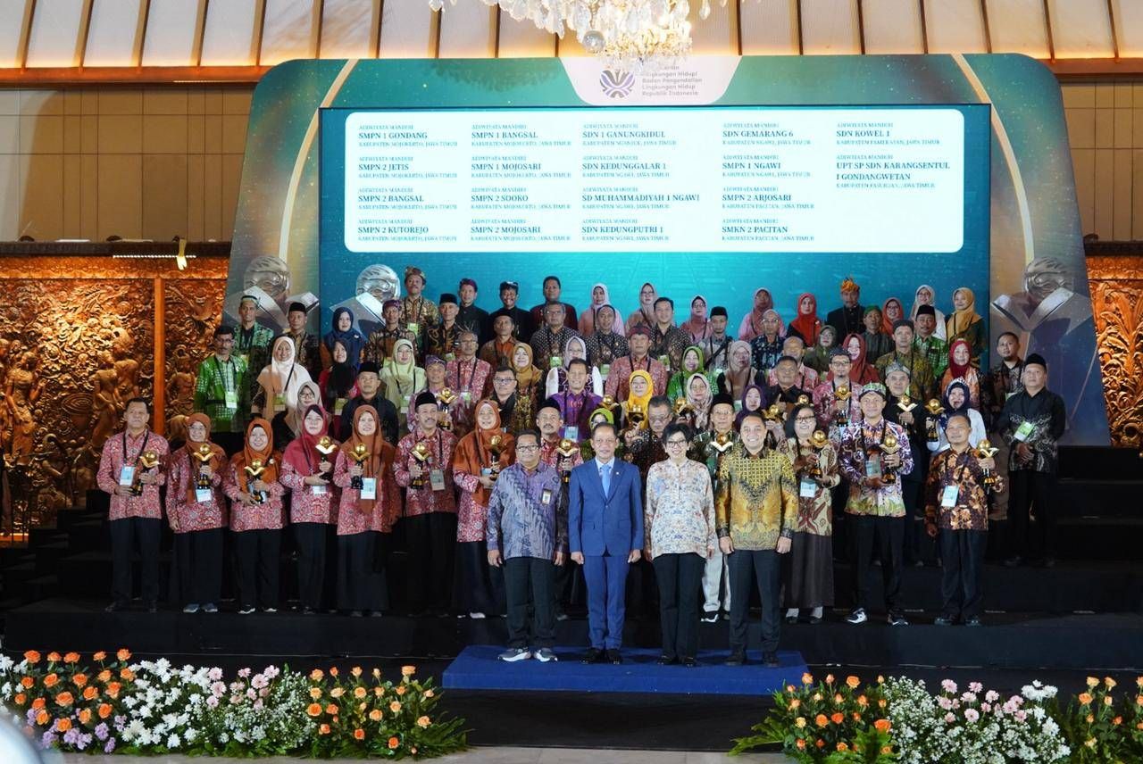 Surabaya Raih 30 Penghargaan Adiwiyata