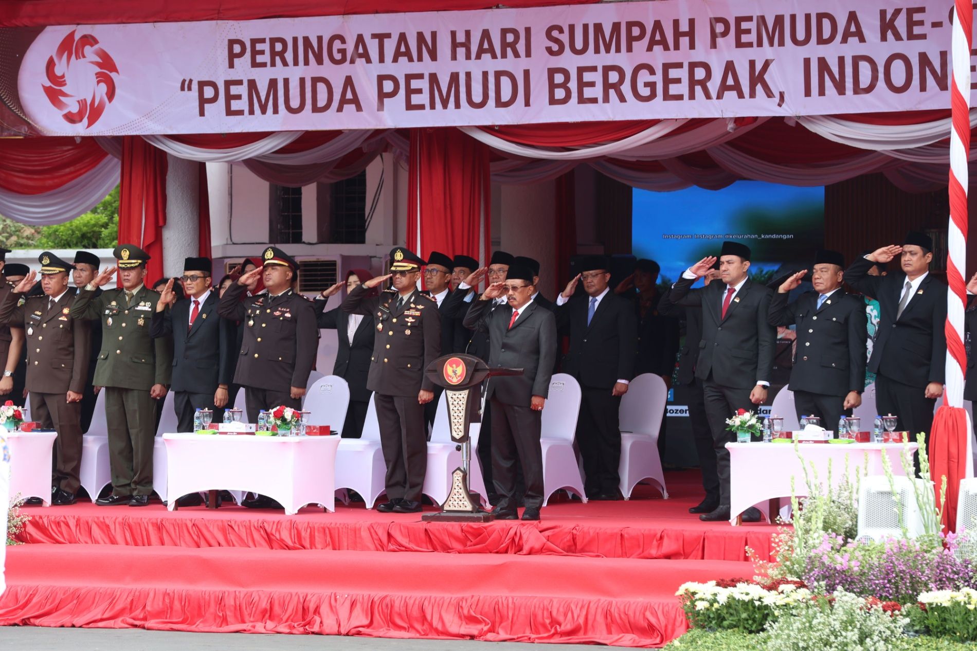 Pemkot Surabaya Beri Penghargaan untuk 68 Pemuda Berprestasi di Hari Sumpah Pemuda ke-97