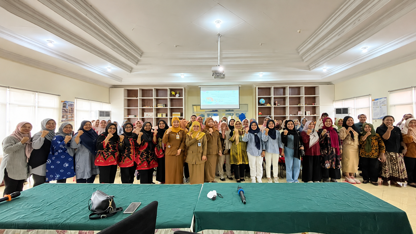 Bimtek Satgas PPA (Relawan Sapa) Untuk KRPPA Mendukung RBI (Ruang Bersama Indonesia) Kelurahan SE-Surabaya 2026