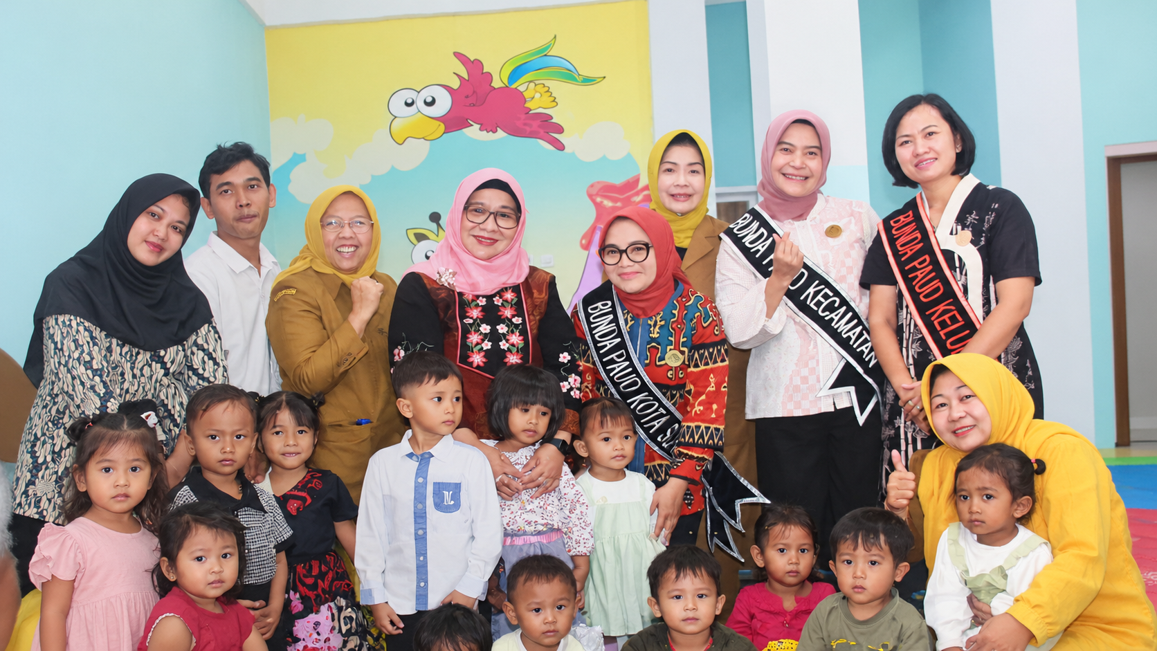 ROADSHOW BUNDA PAUD KOTA SURABAYA BERSAMA KOALISI NASIONAL PAUD HI PELUNCURAN PROGRAM KAMPANYA ACT OF EARLY CHILDHOOD SERTA PUNCAK PERINGATAN HARI ANAK NASIONAL KE 42 TAHUN 2026 DI KOTA SURABAYA